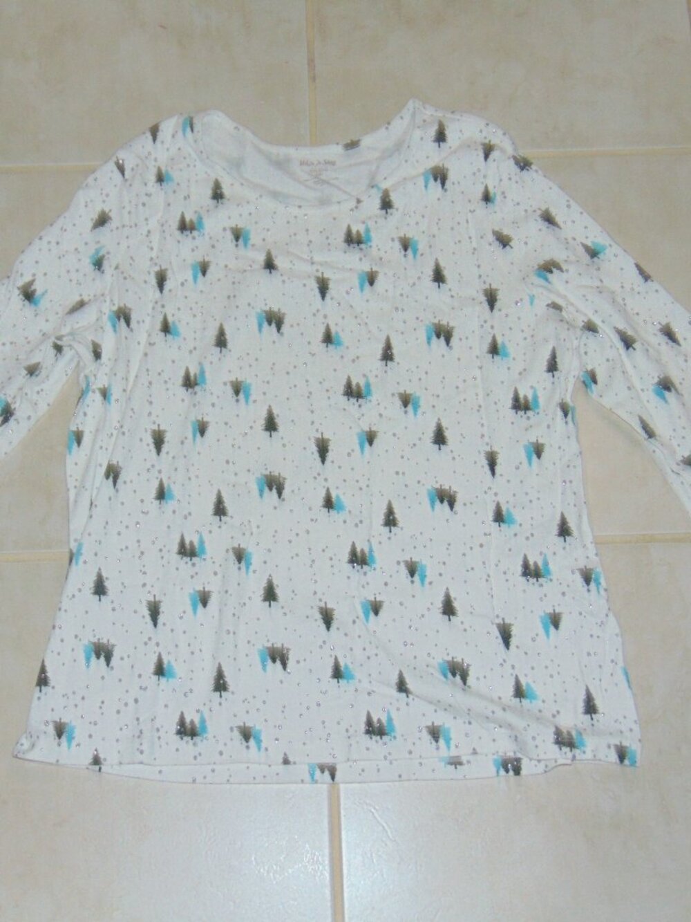 White Stag Women Long Sleeve T Shirt Size XXL Cotton White Printed
